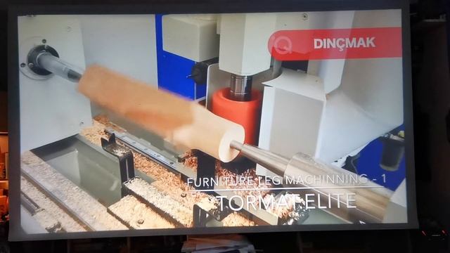 Пример видео с 1LCD проектора (М18) на китайской Светоотражайке при открытом окне.