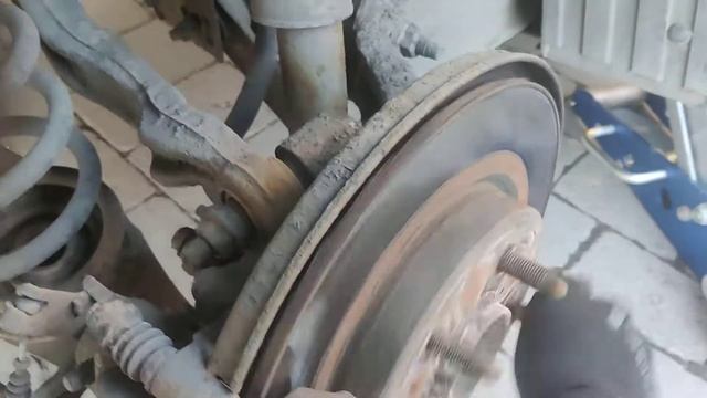 Opel insignia rear bearing bad.