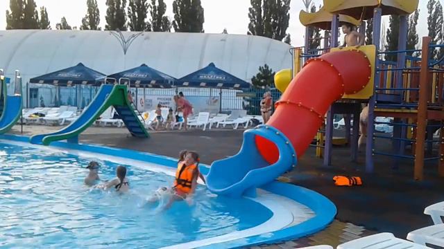 Аквапарк хоть каждый день. потому что у мамы есть время