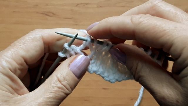 Нежный , ажурный  узор спицами для нарядной блузы, платья, кардигана, палантина.