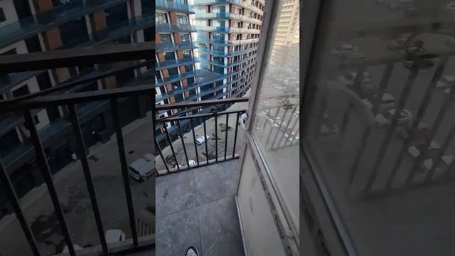 Батуми, Ангиса 82 - 28 Квадратов, Зелёный каркас