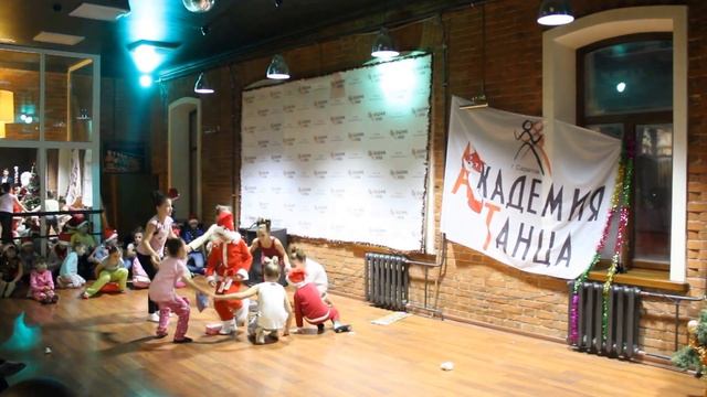 «Новогодний сон» -дети из разных групп Эстрадных танцев, преподаватель Кристина. Академия Танца