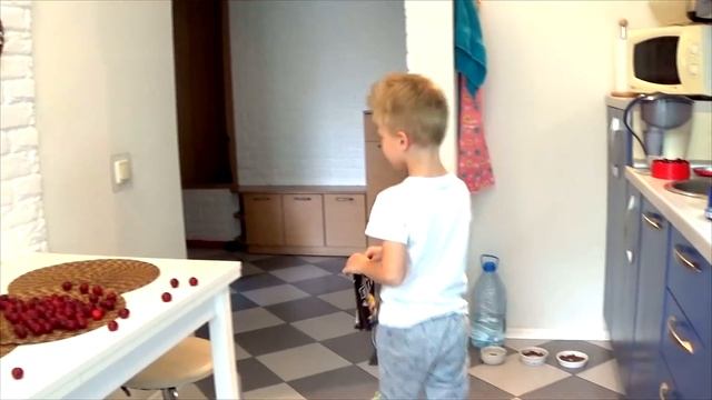 История для детей про ВРЕДНЫЕ СЛАДОСТИ или Мама ЗАПРЕТИЛА кушать Конфеты