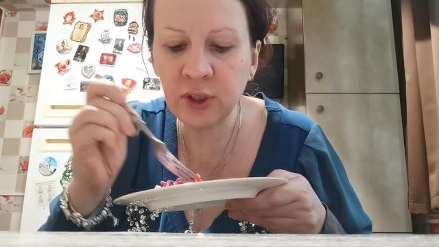 #мукбанг шуба бабок зомбирует 1 канал спецыально! Бабки богатые - чтоб лечились покупали лекарства