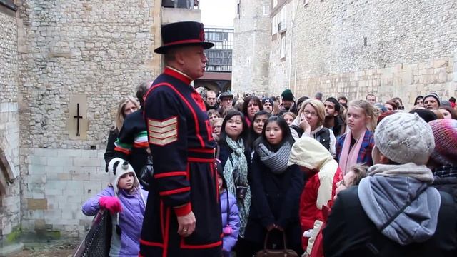 Yeoman Beefeater Tour Tower Of London-Bloody Tower