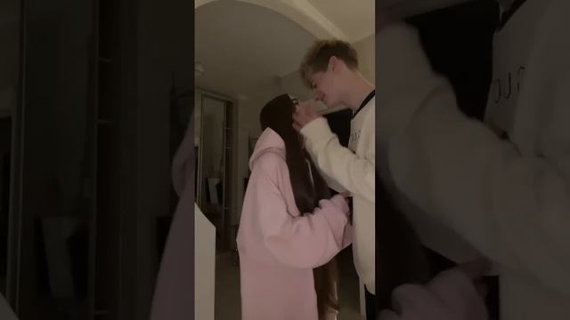 Диана и Кирилл,милые моменты?✨если отношения, то только такие)
