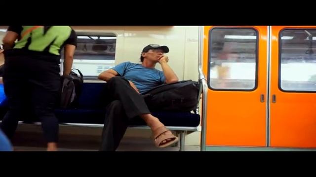 Jakarta Sunday Mood ( Testing Sony NEX 6 On A Day Scene )