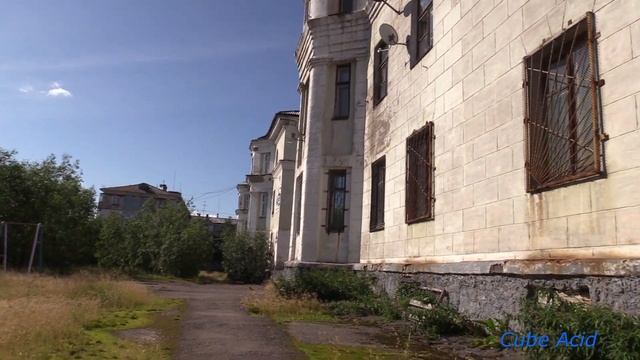 Воркута. Бульвар Пищевиков, 20. Школа №35. Д/С №33 