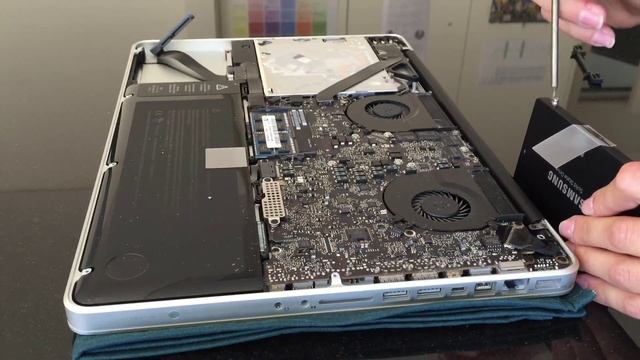 MacBook Pro Mid 2012 SSD Upgrade!