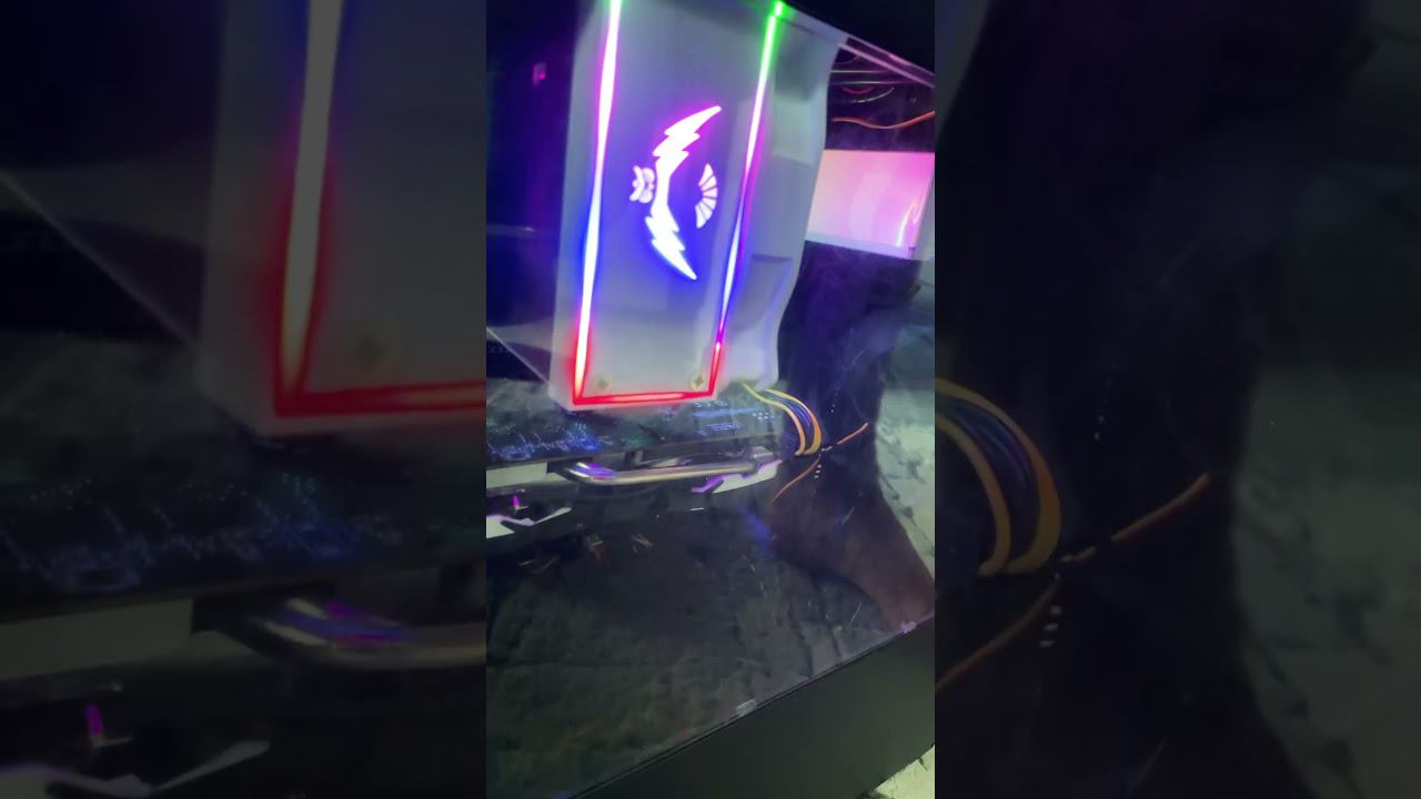 Всем тем, кто не верил посвящаю, теперь есть игровой ПК, чтобы не слышать вой MAC PRO