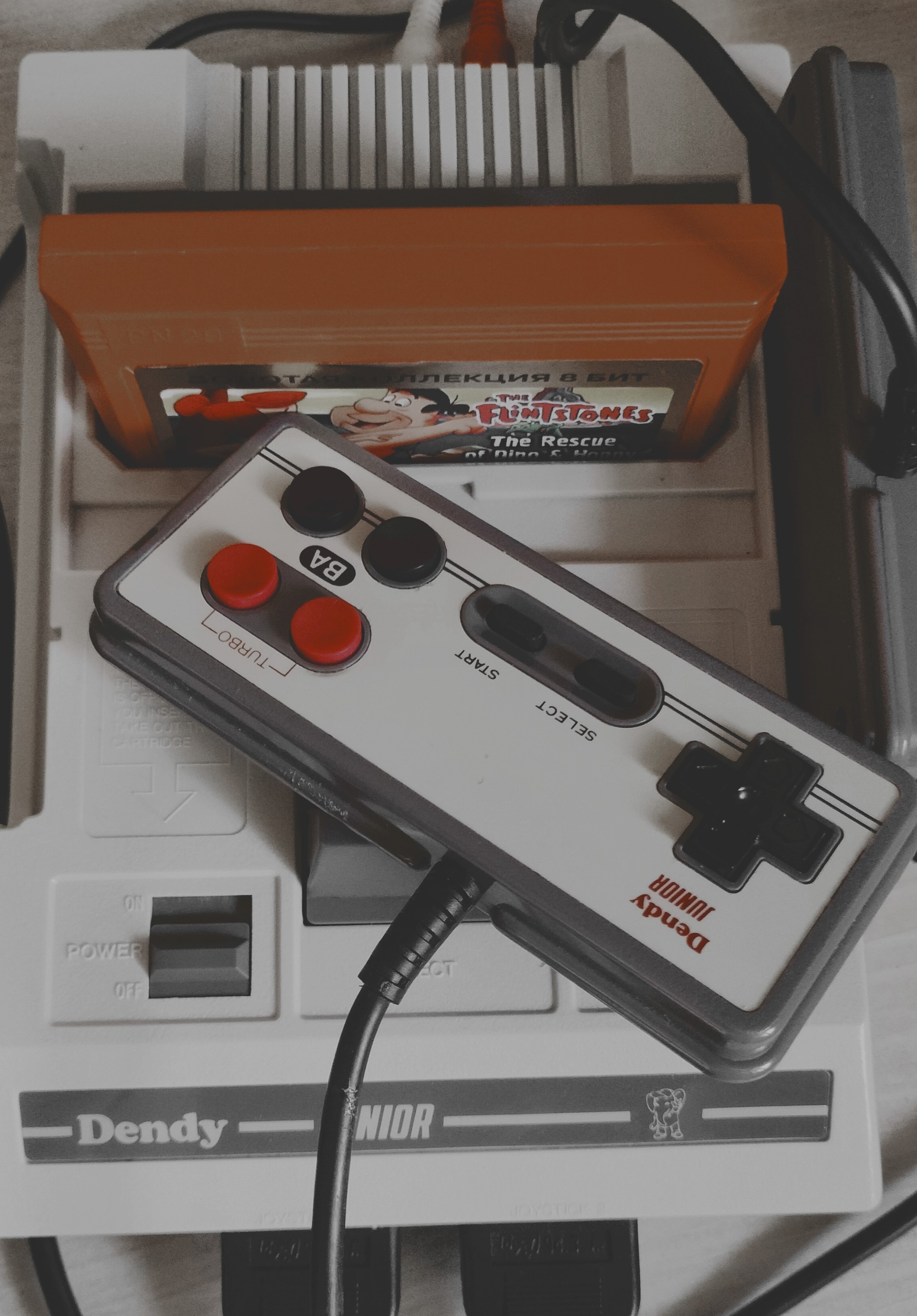 Оригинальный Dendy Junior (Steepler). Играю на железе (Эмуляторы зло)