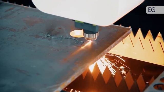 Лазерный станок для резки труб и листового металла LF3015CNR