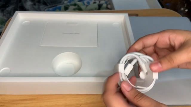 Unboxing My First MacBook Pro (M2 13 Inch Mid 2022)