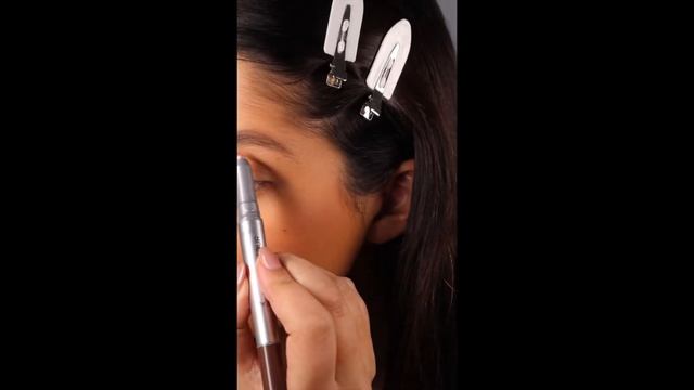 High Contour Brow Artist