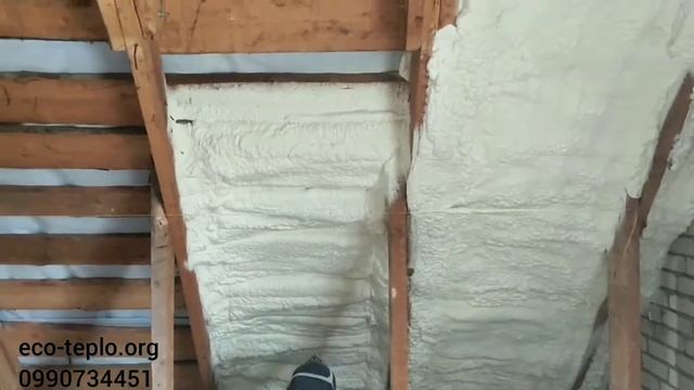 Утепление мансарды пенополиуретаном.