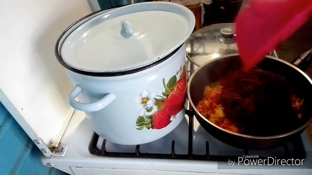 Очень вкусный борщь.