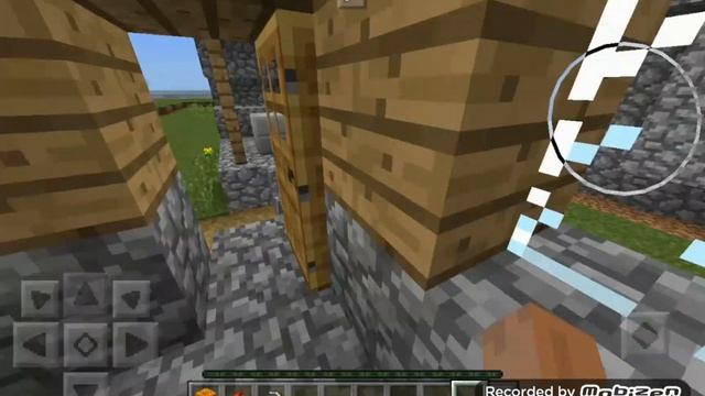 СИД НА ДЕРЕВНЮ ЖИТЕЛЕЙ НОМЕР 13 В МАЙНКРАФТ