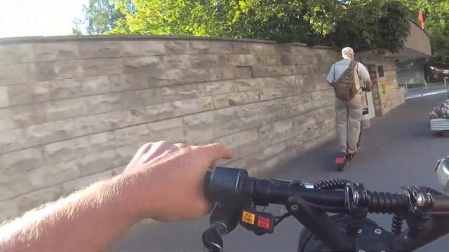 Мощный электросамокат.