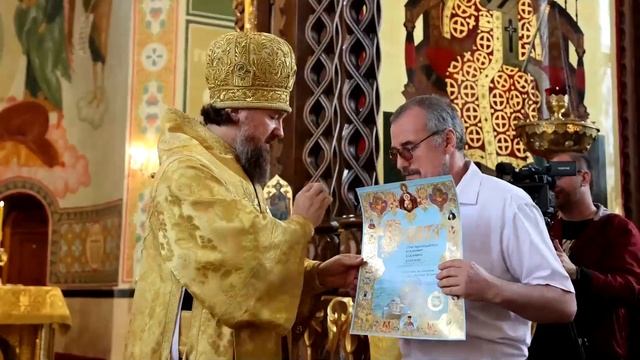 Храм Рождества Христова отметил юбилей - 30 лет со дня основания.