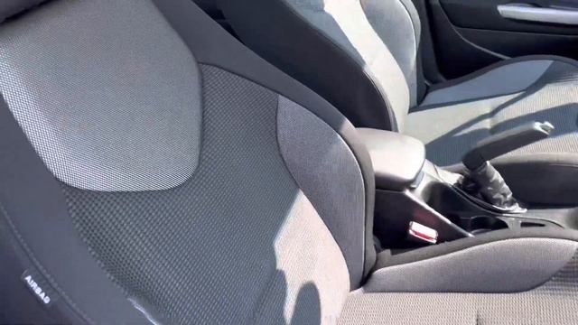 2011 61 Peugeot 308 1.6 Active Grey Absolute Stunning Car