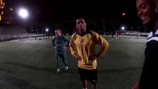 ЗАБЕЙ ВЫХОД ОДИН НА ОДИН ЧТОБЫ ВЫЖИТЬ