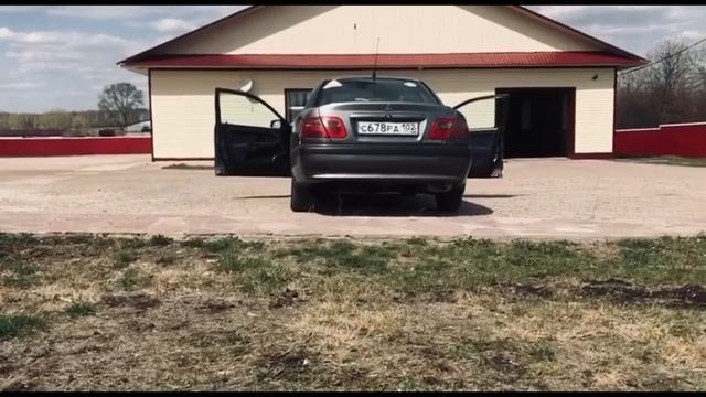 Бюджетный фронт Mitsubishi Carisma