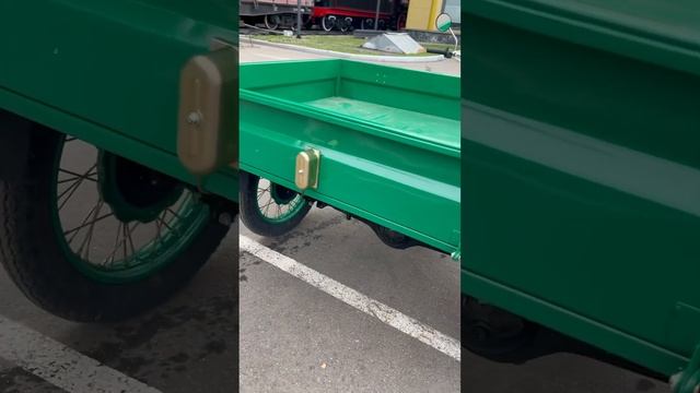 Нашёл новый трицикл «Урал»