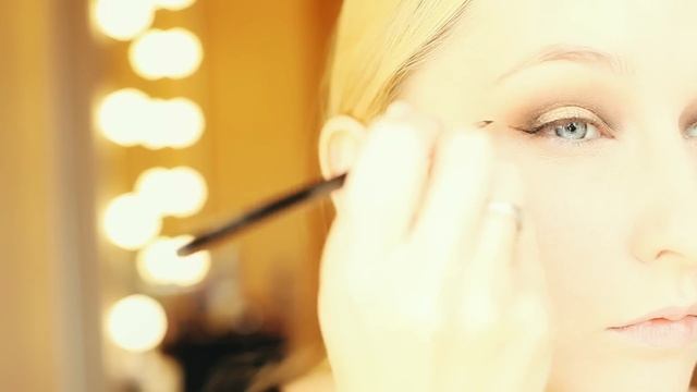 Golden Makeup Paese Mac Zoeva