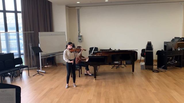 Sammi Chan - Dvorak Violin Concerto 2nd Movement