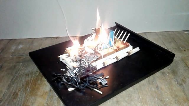 How To Make A Tank From Matches And Boxes! Как сделать танк из спичек и коробок! Подожгу я его?