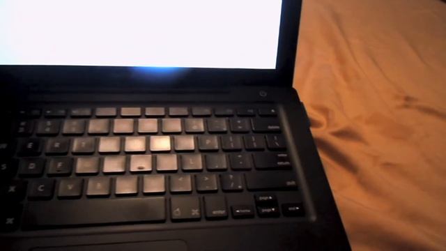 Ripoff Or Fair Deal? Cash + Items Traded For Black MacBook On Craigslist...