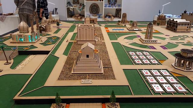 Пазл Исторические памятники Ирана Неделя культуры Ирана в Московском музее народных промыслов (вднх