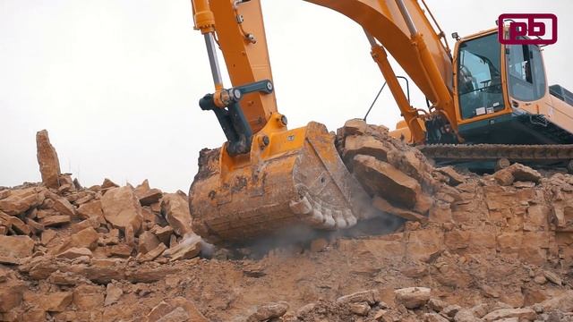 Ковш скальный стандартный 3 куб.м на добыче известняка