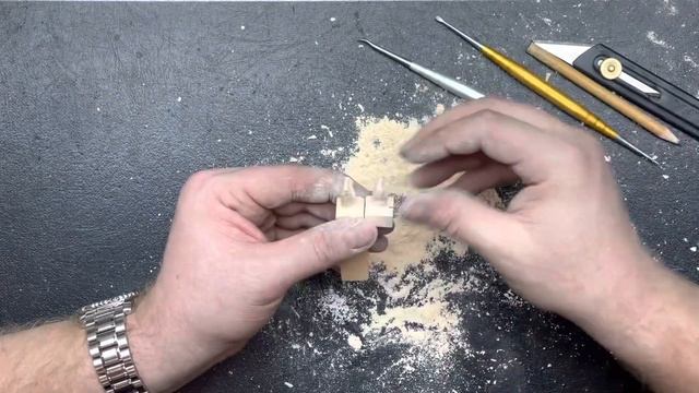 Калинин Алексей. Зубной техник. Карвинг зубов из гипса.