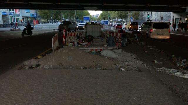 On The Street With A Camera @ Bahnhof Zoo, Berlin