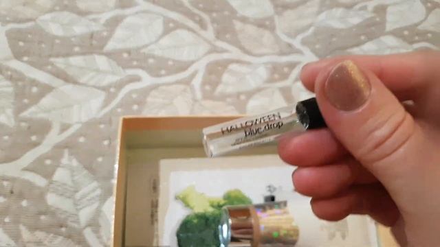 Вижу дно, пустые баночки.