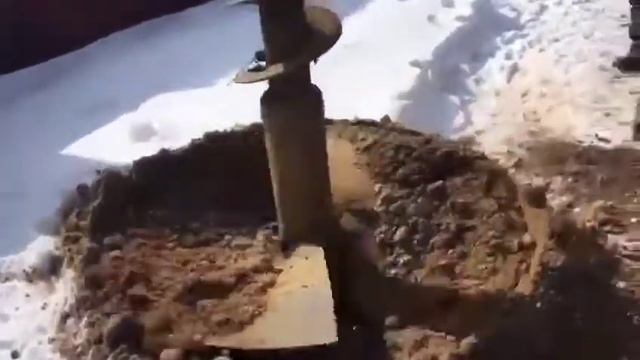 Бурения ямобуром