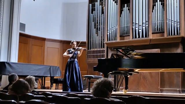 Aa22c3b2158bd3ff17046e34e51c83c4