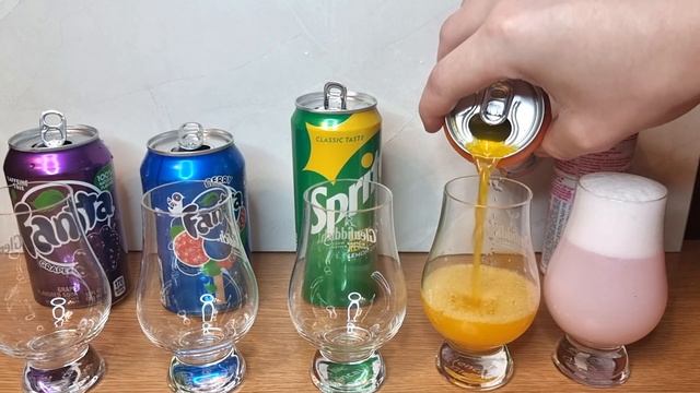 BOTTLE ? SPARKLING CHUPA CHUPS SPRITE FANTA GRAPE FANTA BERRY