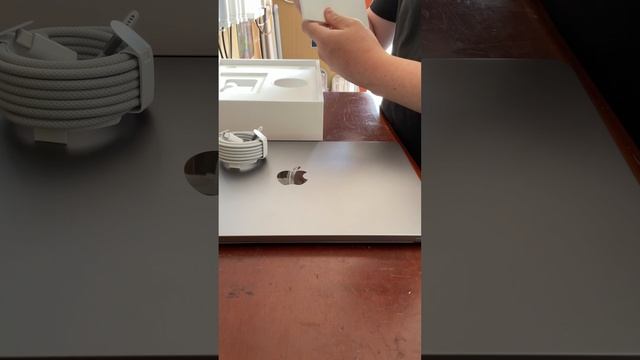 Macbook Air 4 256GB Space Grey Unboxing