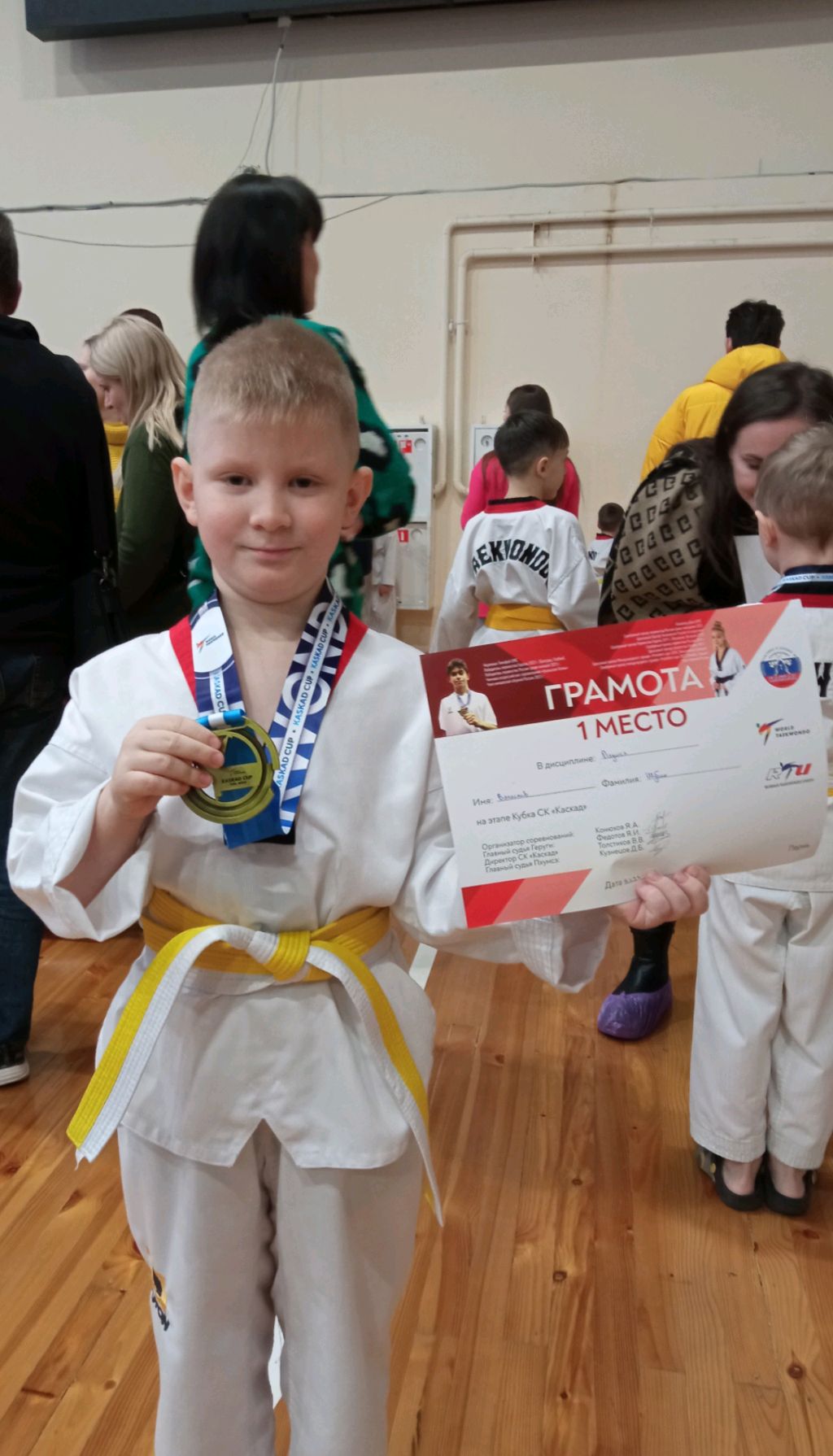 Fd63b246e8f65541a579bd7c566fb111