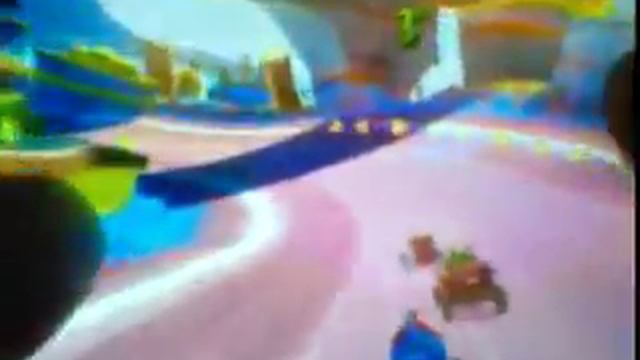 PONTAPÉ INICIAL  Angry Birds Go Parte 1