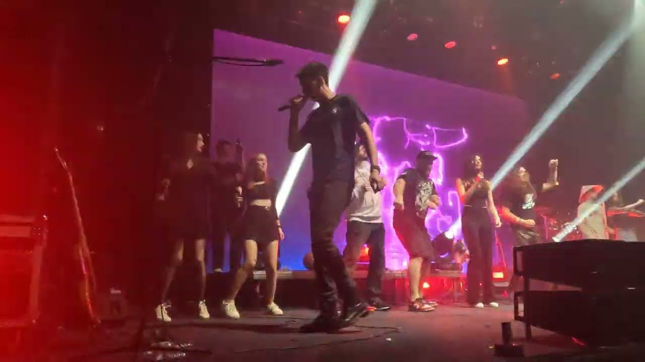 C7cf76694e608b248de54b6a96e9413a