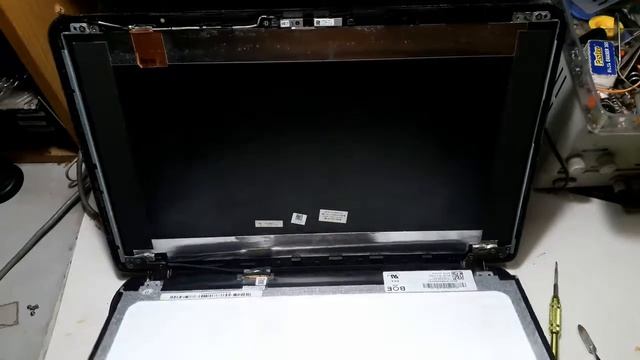 How To Replace Faulty Laptop LCD Screen | HP 15-G201AX