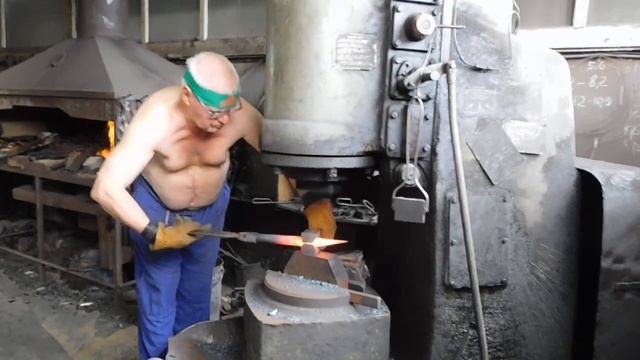 Пика с шариком Edit.mp4