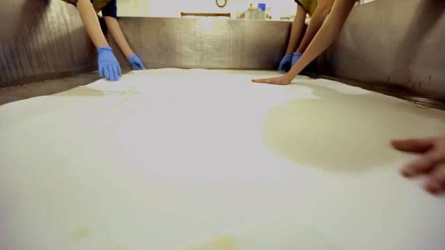 Calico Wallpaper - Form of Paper Marbing