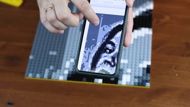 Собрал Огромную Картину из 8000 Деталей