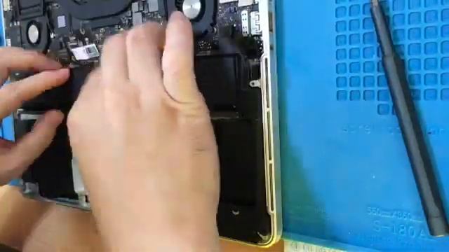 09072022 MacBook Pro 13