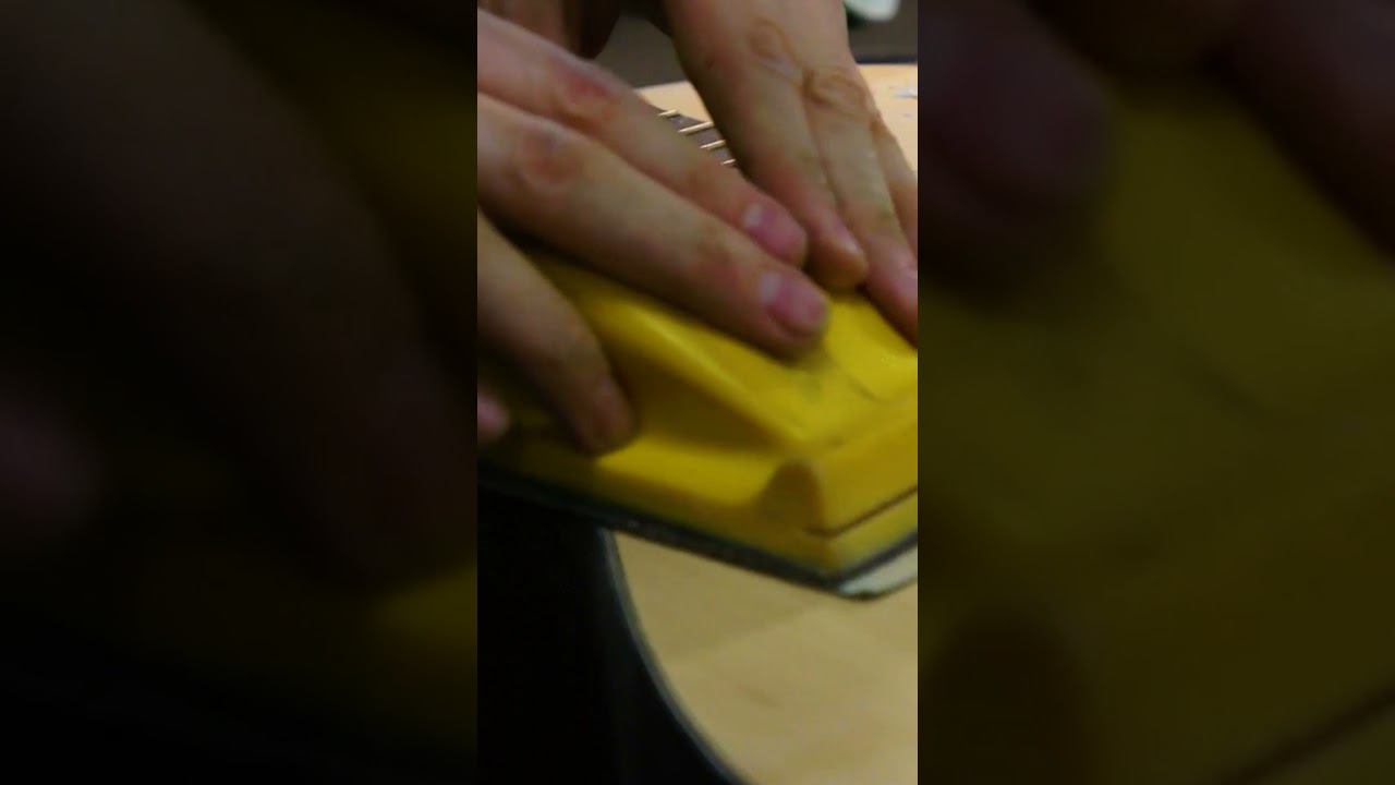 Маленький кусочек большой работы. #ремонтгитарспб #guitar  #guitarrepair #luthier #woodworking