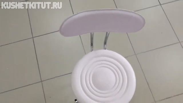 Стул мастера-косметолога со спинкой